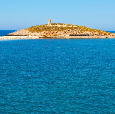 Akdeniz se tekne adalarından köpük ve köpük Yunanistan