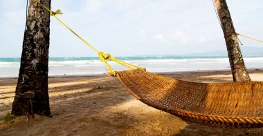    ocean beach yakınındaki bir hamak üzerinden görüntülemek  