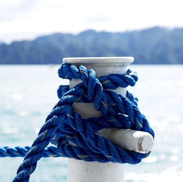 Ein Seil im Boot-Zubehör — Stockfoto