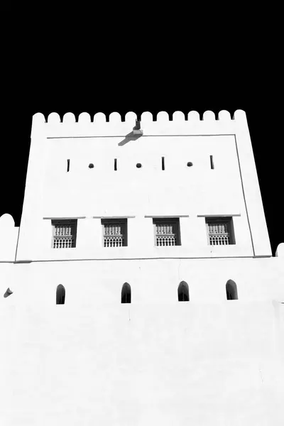 In oman muscat de oude defensieve fort battlesment hemel een — Stockfoto