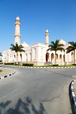 Umman muscat oteli eski Camii Minare ve din gökyüzü temizleyin