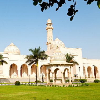 Umman muscat oteli eski Camii Minare ve din gökyüzü temizleyin