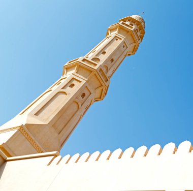 Umman muscat oteli eski Camii Minare ve din gökyüzü temizleyin