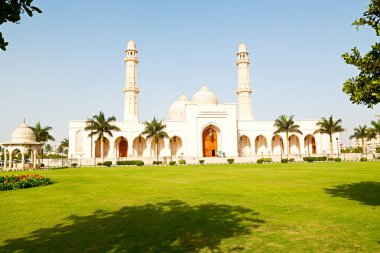 Umman muscat oteli eski Camii Minare ve din gökyüzü temizleyin