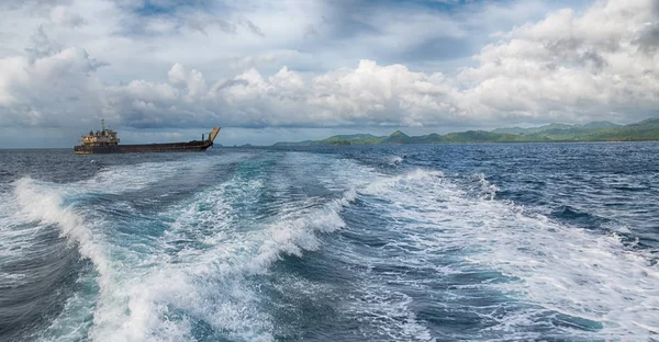 Pohled z lodi a Tichý oceán — Stock fotografie