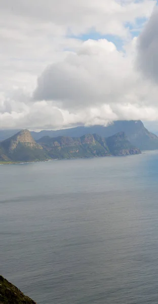 En la costa sudafricana y la luz — Foto de Stock