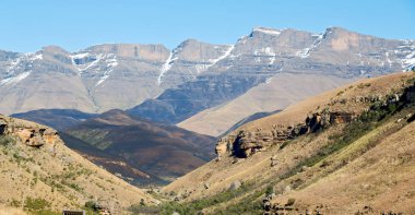   Güney Afrika ıssızlık vadisinde 