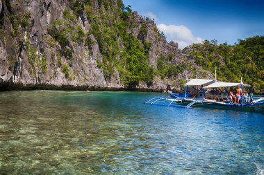  güzel cennet defne uçurumdan görüntülemek 