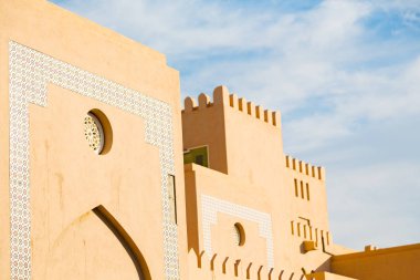 Umman Muscat eski savunma fort battlesment gökyüzü bir