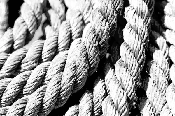 A rope in  yacht accessory  boat — Stock Photo, Image