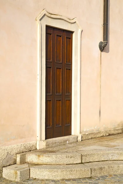 İtalya kapı lombardy sütun bakır nargile — Stok fotoğraf