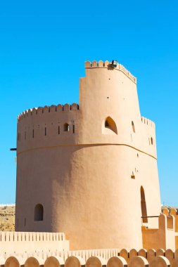 Umman Muscat eski savunma fort battlesment gökyüzü bir