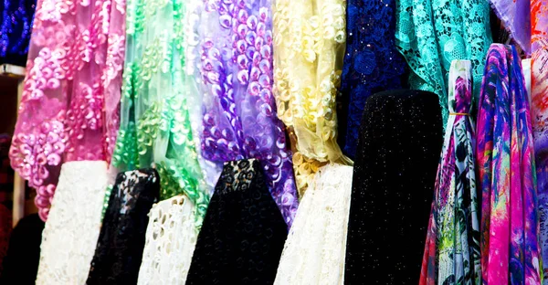 在伊朗市场质地的围巾 — 图库照片