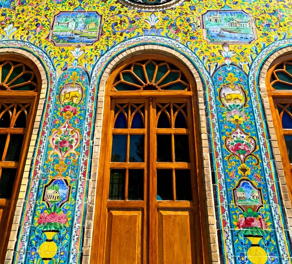 In iran de oude decoratieve tegels — Stockfoto