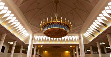 İran'da eski antika cami içinde 
