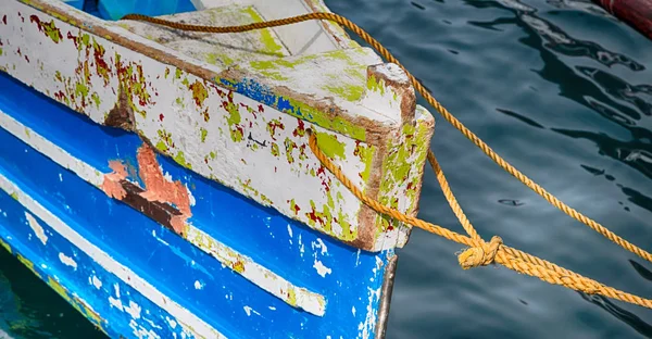 Old dirty prow of a boat in the port like abstract — Stock Photo, Image