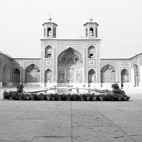 In iran the old    mosque — Stock Photo, Image