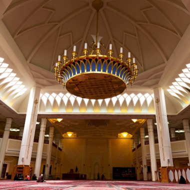 İran'da eski antika cami içinde 