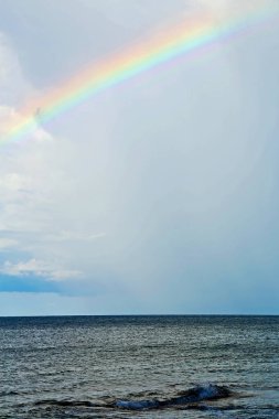 gökkuşağı ve bulut soyut Tayland tao kho bir ıslak Güney Çin Denizi defne