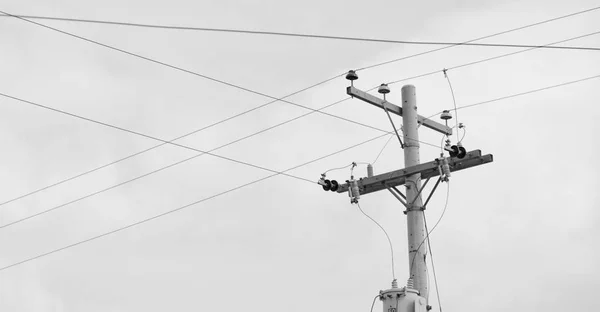 Oskärpa Filippinerna Elektrisk Stolpe Med Transformator Och Tråd Molniga Himlen — Stockfoto