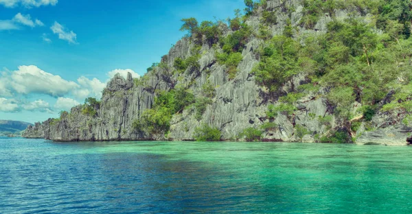 Partir Barco Ilha Serpentes Filipinas Perto Nido Palawan Belo Panorama — Fotografia de Stock