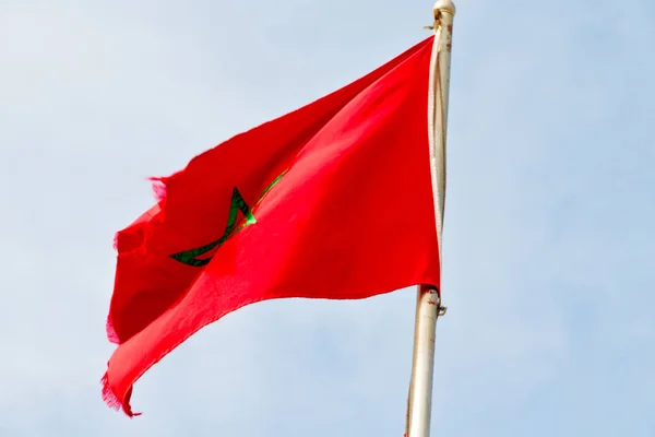 Acenando Bandeira Céu Azul Tunisia Cor Onda — Fotografia de Stock