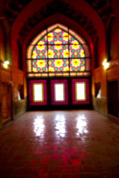 İran renklerde--dan pencere eşiği — Stok fotoğraf