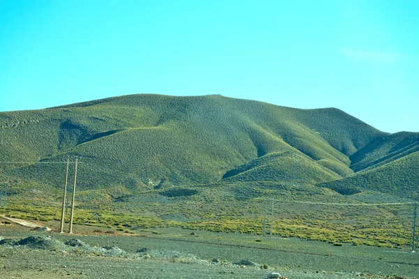 Cespuglio nella valle del Morocco Africa l'atlante asciutto montagna — Foto Stock