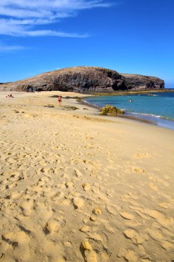 volkanik ve yaz ayak sesi sahil insanlar taş 