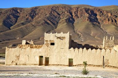 Hill Afrika'da inşaat ve tarihsel Köyü