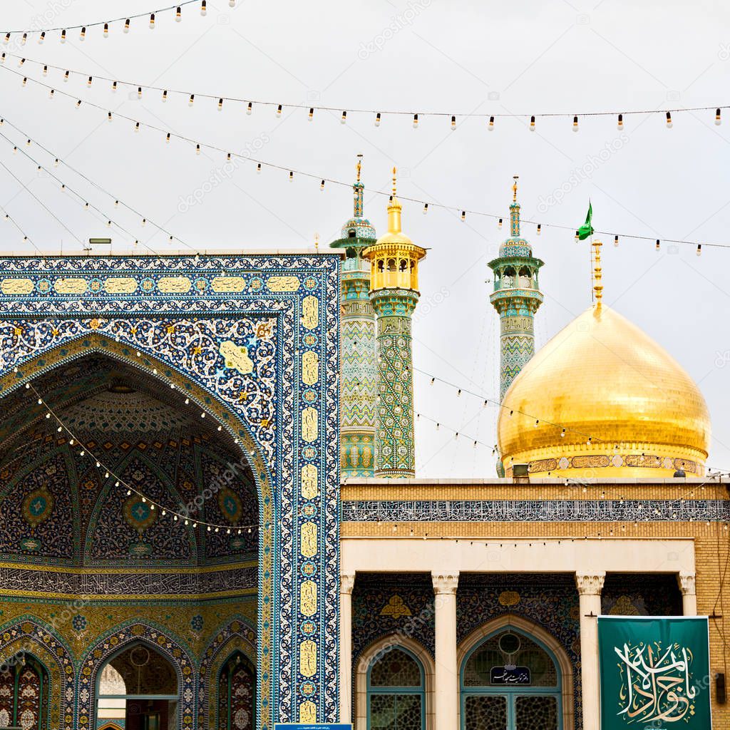 in iran  and old antique mosque    minaret