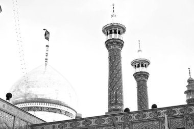 İran ve eski antika Camii minaresi