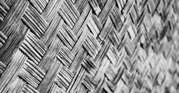 Un muro costruito su bambù di vimini — Foto Stock