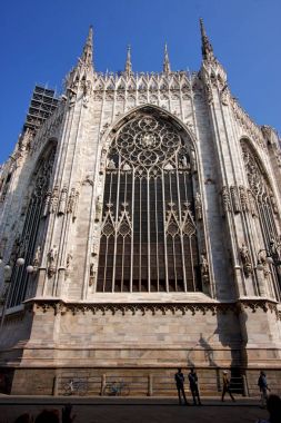 İtalya milan ve sütun kilisede spire