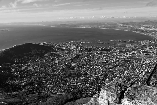 在南非开普镇城市天际线从山 — 图库照片