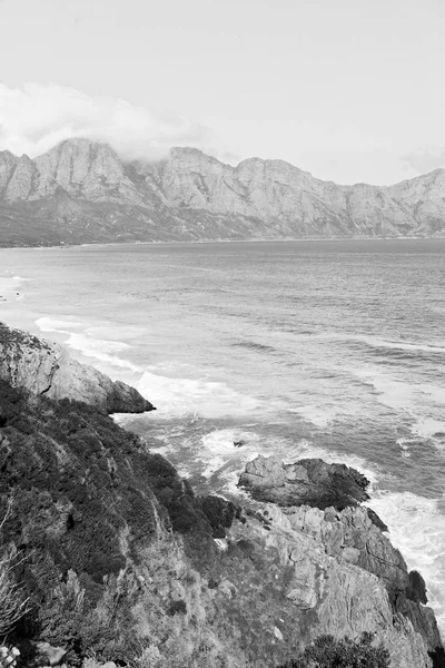 V Jižní Africe pobřeží Indického oceánu — Stock fotografie