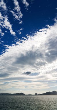 Pasifik Okyanusu bulutlar ve ışıklar 