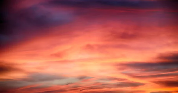 En filipinas nube abstracta y puesta de sol — Foto de Stock