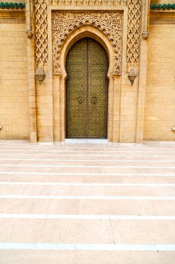 eski kapı Fas Afrika eski ve süslü duvar kahverengi