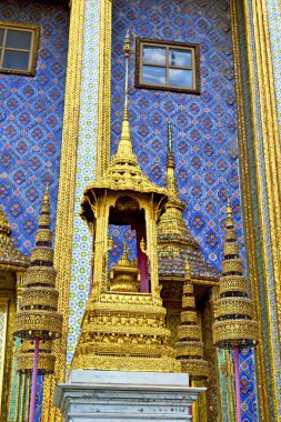  kaldırım altın tapınak bangkok mavi