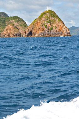   Tekne ve Pasifik Okyanusu görünümünden   