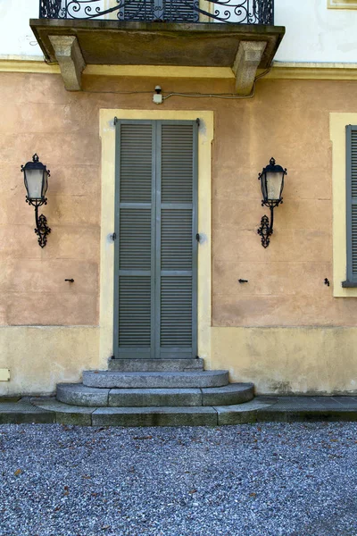 Brown Europe Italy Lombardy Milano Old Window Closed Brick Abstract — Stock Photo, Image