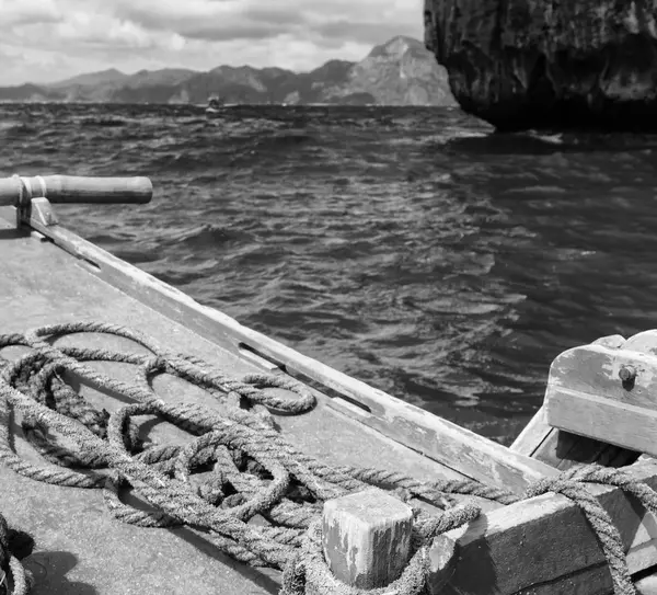 Desenfoque Filipinas Vista Colina Isla Desde Proa Barco —  Fotos de Stock