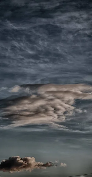 In filippini nube astratta e tramonto — Foto Stock