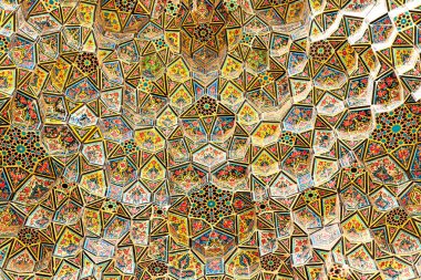 İran'ın eski dekoratif karolar 