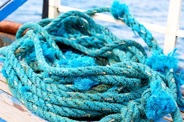 Una corda in yacht accessorio barca — Foto Stock