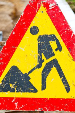 iş yerinde bir adam Güney Afrika yol sinyal