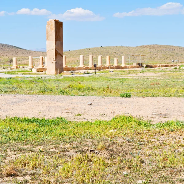 V Íránu pasargad staré konstrukce — Stock fotografie