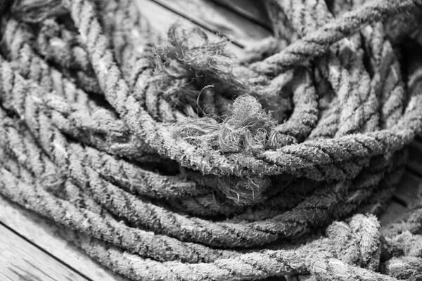 Uma corda em iate barco acessório — Fotografia de Stock