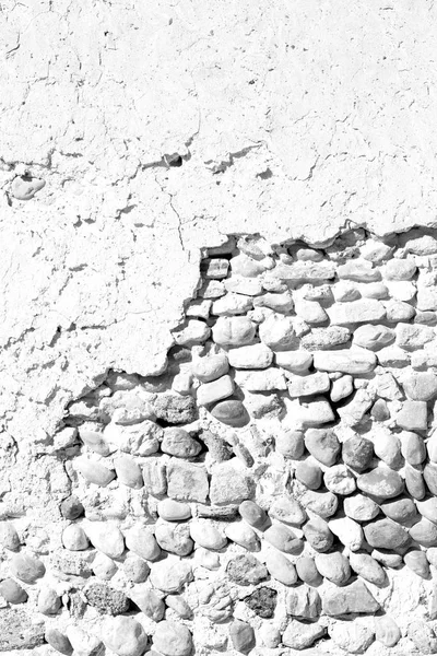 No oman a parede velha perto da casa e do edifício do bloco abstrato — Fotografia de Stock